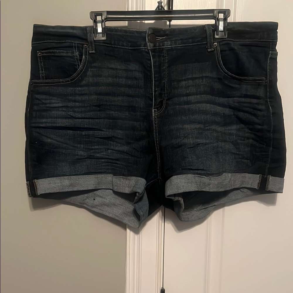 Time and Tru Blue Jean Shorts Relaxed Fit
